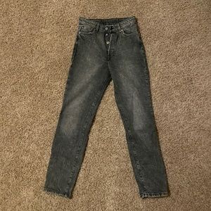unworn H&M black mom jeans